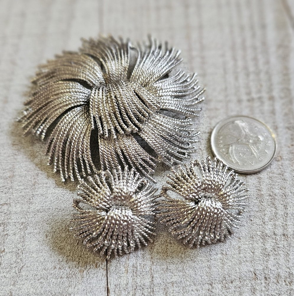 Vintage Monet Silver Cordelia Brooch & Pierced Earrings. Brooch & Earrings.